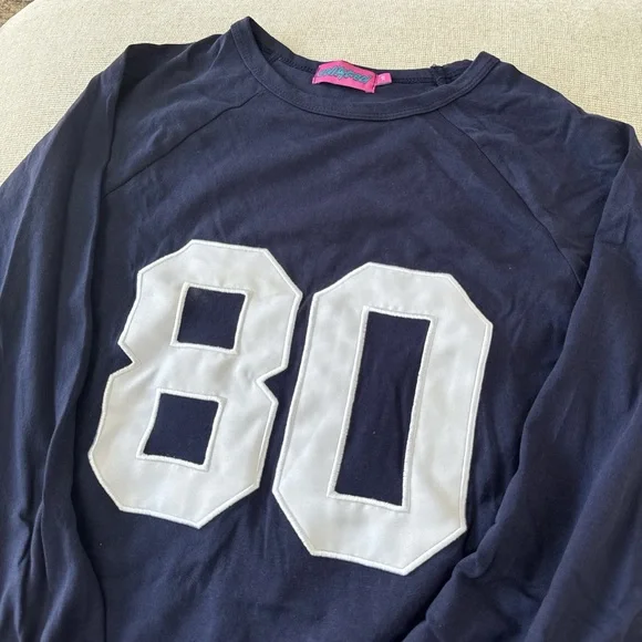 Navy Long-Sleeve Top with White '80' Graphic - Picture 2 of 4